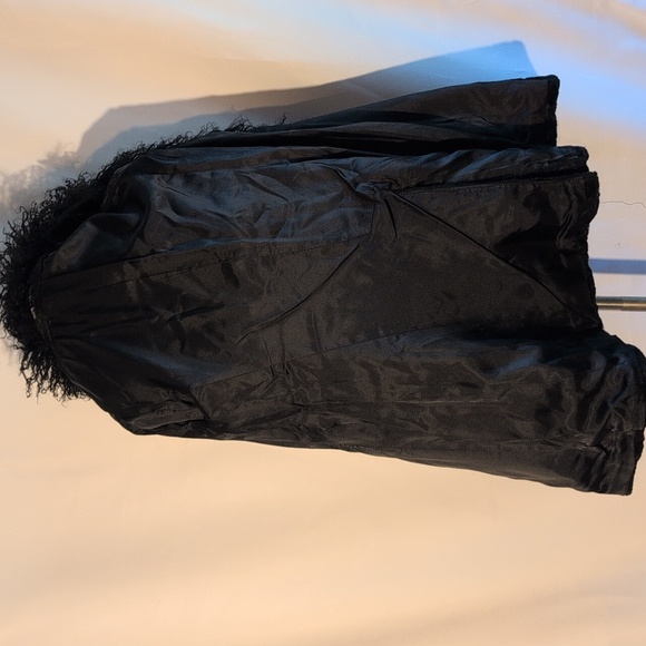 ❤️RARE AUTHENTIC SEARLE CURLY LAMB TRIM COAT  ❤️ - Picture 6 of 11